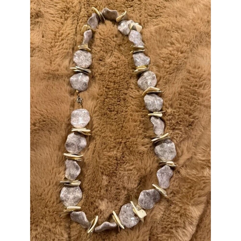 Vintage Modernist Marbled Pebble Statement Necklace | Purple Grey Stone Gold Boh